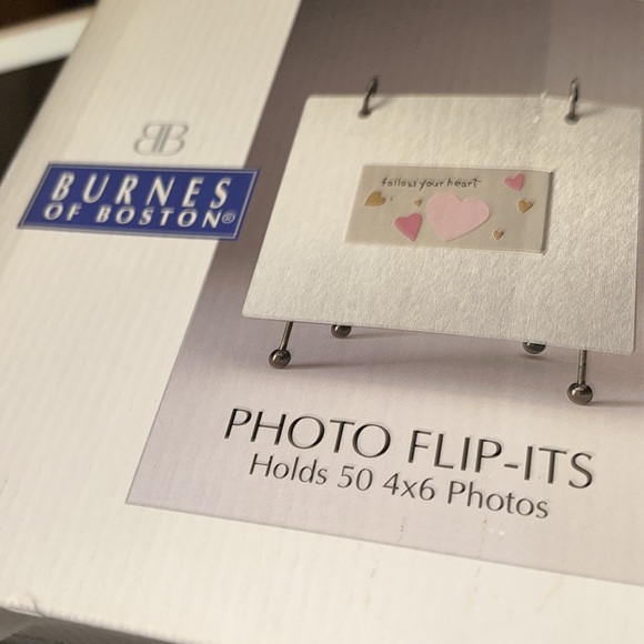 NWT Burnes of Boston flip photo holder - Picture 5 of 9